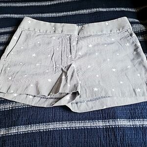 NWOT Loft shorts,size 6,blue and white color,100% cotton.